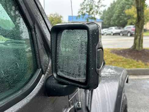 Used 2021 Jeep Wrangler Unlimited Sahara image 13