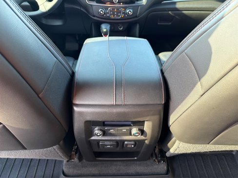 Used 2023 Chevrolet Traverse RS image 19