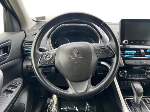 Used 2022 Mitsubishi Eclipse Cross SE image 16