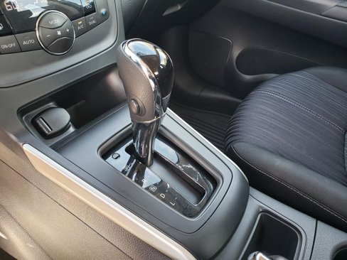 Used 2018 Nissan Sentra SV w/ Premium Package (P01) image 34
