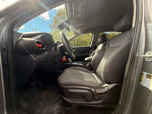 Used 2020 Hyundai Santa Fe SE image 24