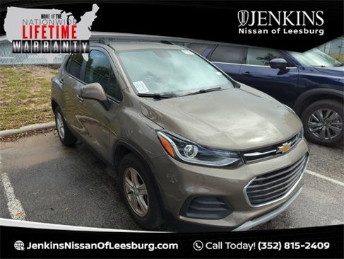 Used 2022 Chevrolet Trax LT w/ LT Convenience Package image 1