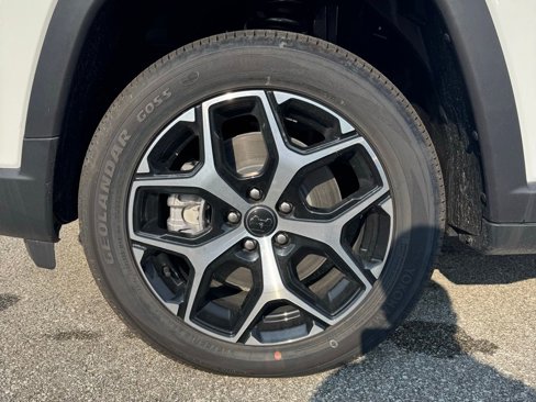 New 2025 Jeep Compass Limited image 9
