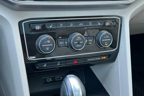 Used 2019 Volkswagen Atlas SEL Premium image 21