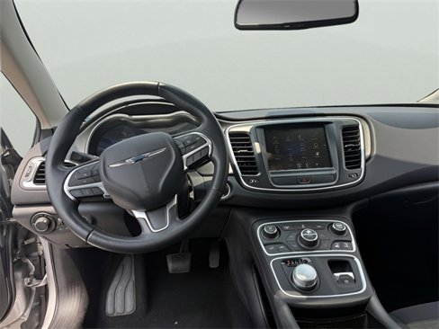 Used 2016 Chrysler 200 Limited w/ Anniversary Edition image 20
