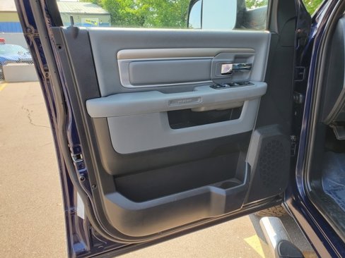 Used 2014 RAM 1500 Outdoorsman image 8