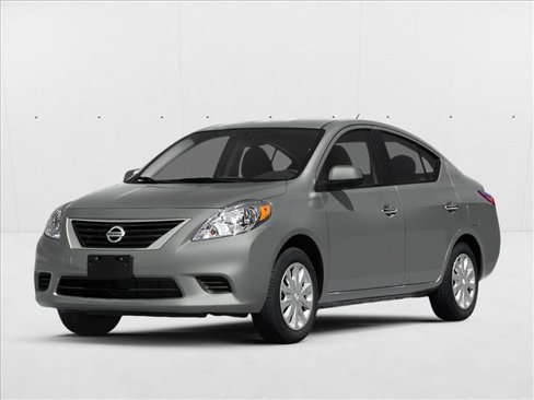 Used 2014 Nissan Versa SV image 1