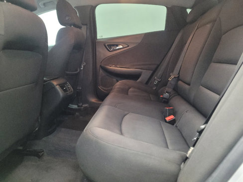 Used 2018 Chevrolet Malibu LT image 18