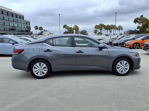 New 2025 Nissan Sentra S image 4