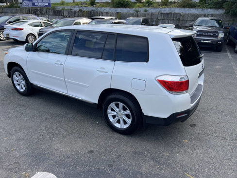 Used 2012 Toyota Highlander SE image 11