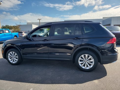Used 2020 Volkswagen Tiguan S image 7