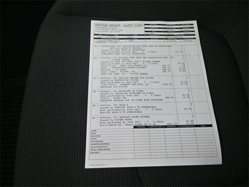 Used 2021 Toyota RAV4 LE image 4