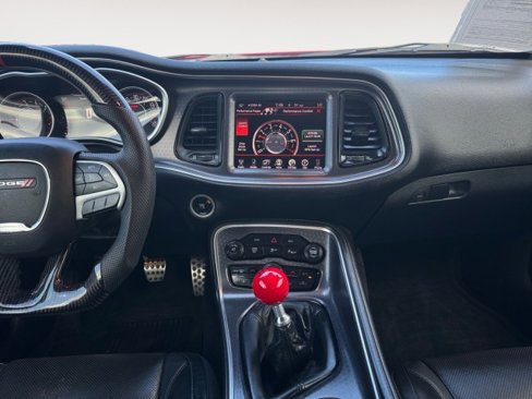 Used 2015 Dodge Challenger R/T Plus image 8