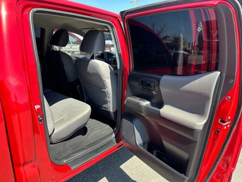 Used 2022 Toyota Tacoma SR5 image 29