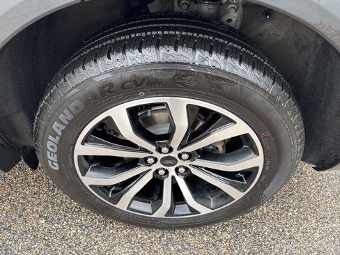 Used 2020 Ford Explorer ST w/ Premium Technology Package image 13
