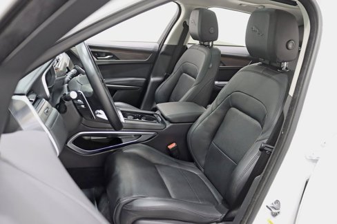 Used 2022 Jaguar F-PACE S image 23