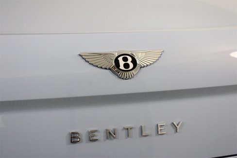 New 2025 Bentley Flying Spur Plug-In Hybrid image 13