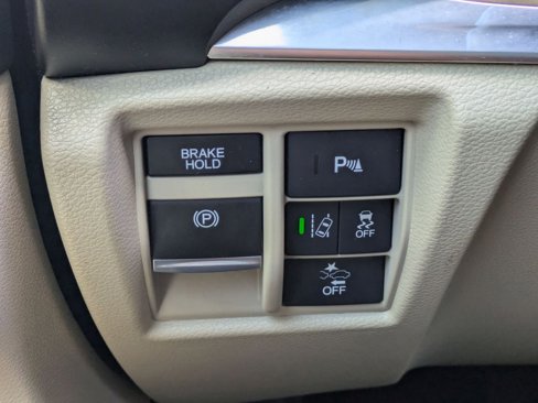 Used 2019 Acura MDX FWD w/ Technology Package image 17
