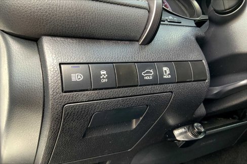 Used 2022 Toyota Camry SE image 32
