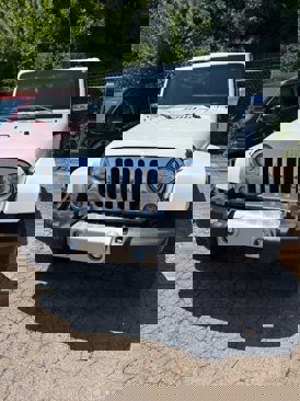 Used 2017 Jeep Wrangler Unlimited Sahara w/ Mopar Chrome Edition Group image 2