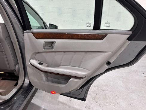 Used 2012 Mercedes-Benz E 350 Sedan image 61