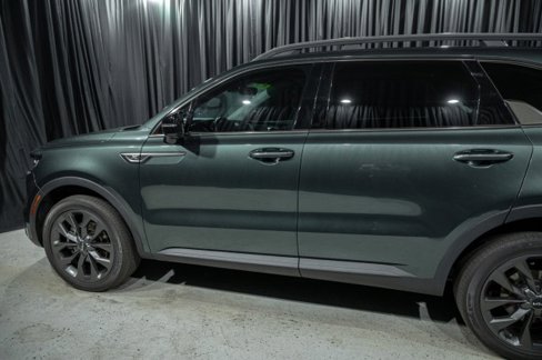 Used 2023 Kia Sorento SX Prestige image 5