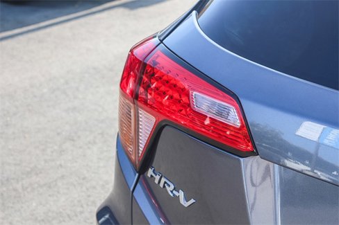Used 2018 Honda HR-V EX image 8
