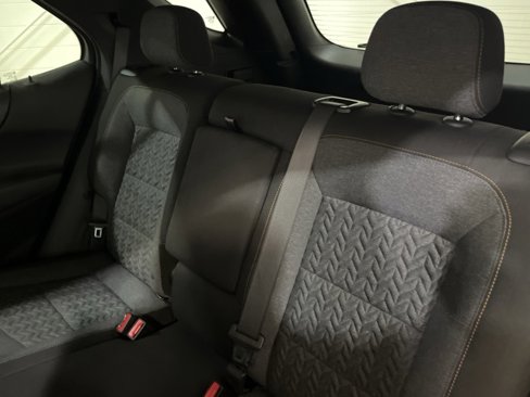 Used 2024 Chevrolet Equinox LT image 18