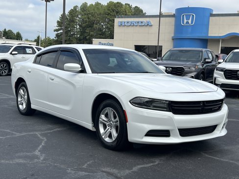 Used 2020 Dodge Charger SXT w/ Leather Interior Group image 9