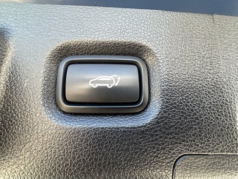 Used 2021 Hyundai Santa Fe Limited w/ Cargo Package image 41