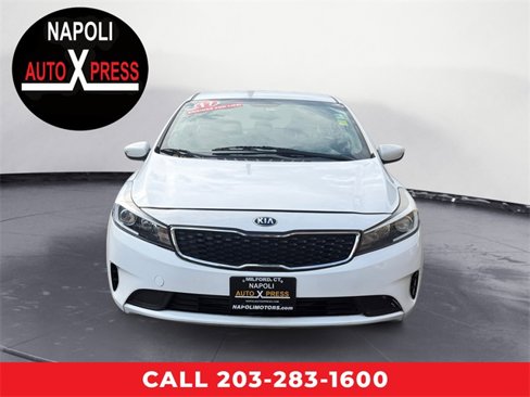 Used 2017 Kia Forte LX image 8