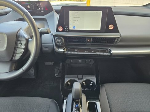 Used 2023 Toyota Prius LE image 20