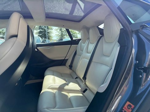 Used 2018 Tesla Model S 75D image 16