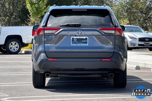 Used 2022 Toyota RAV4 XLE Premium image 5