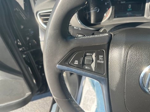 Used 2021 Buick Encore Preferred w/ Safety Package image 11