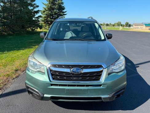 Used 2017 Subaru Forester 2.5i w/ Alloy Wheel Package image 5