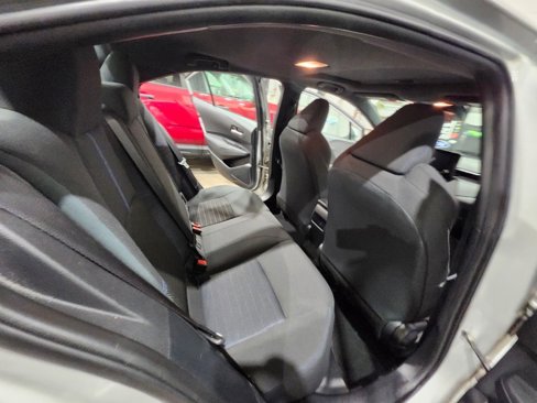Used 2022 Toyota Corolla SE image 15