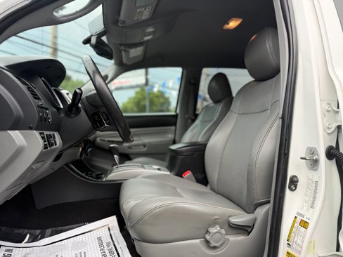Used 2013 Toyota Tacoma 4x4 Double Cab image 18