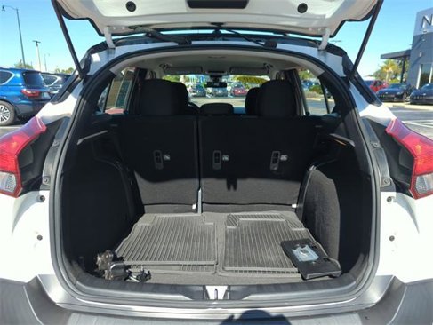 Certified 2020 Nissan Kicks SR w/ Exterior Package image 15