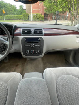 Used 2008 Buick Lucerne CX image 23