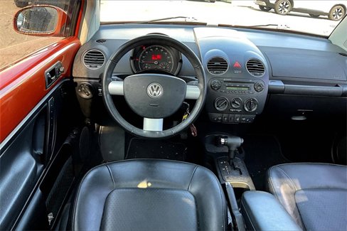 Used 2010 Volkswagen Beetle Red Rock image 7