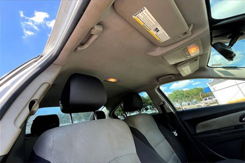 Used 2014 Chevrolet Cruze LS image 22