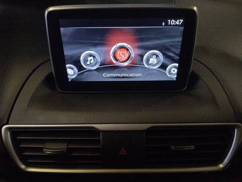Used 2014 MAZDA MAZDA3 i Touring w/ Technology Package image 25