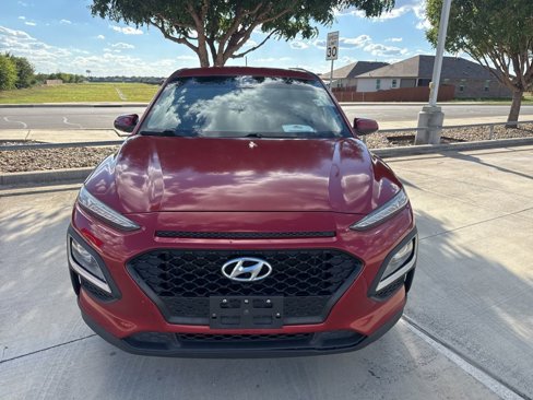 Used 2019 Hyundai Kona SE image 2