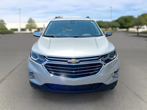 Used 2021 Chevrolet Equinox Premier image 2