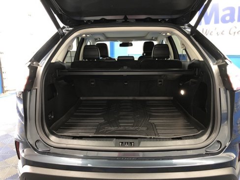 Certified 2022 Ford Edge SEL w/ Convenience Package image 9
