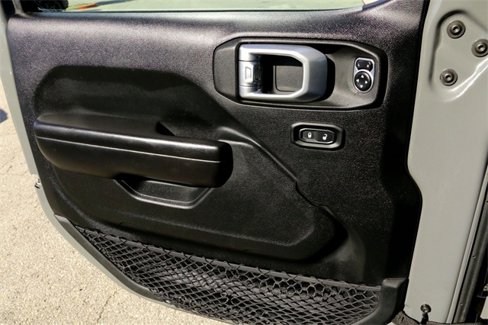 Used 2021 Jeep Wrangler Sport S image 22