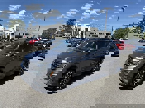 Certified 2024 Volkswagen Tiguan S image 1