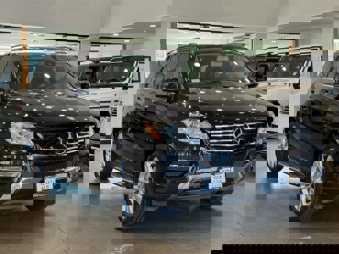 Used 2014 Mercedes-Benz ML 350 4MATIC image 3