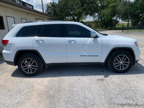 Used 2017 Jeep Grand Cherokee Limited image 1